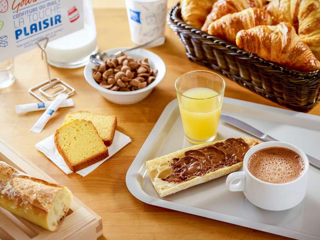 Ibis Budget Lille Wasquehal Restaurant photo
